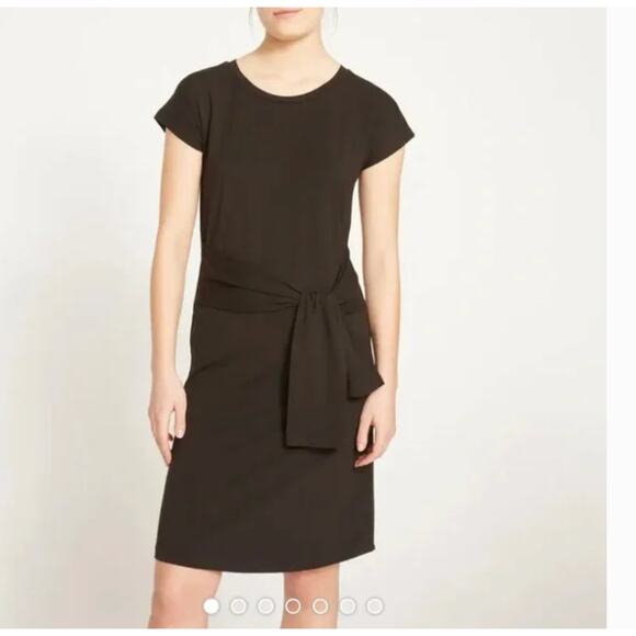 Universal Standard Misa Dress 4XS 00 0 Black NWT Tie Waist Wrap Capsule Minimal - Picture 2 of 5